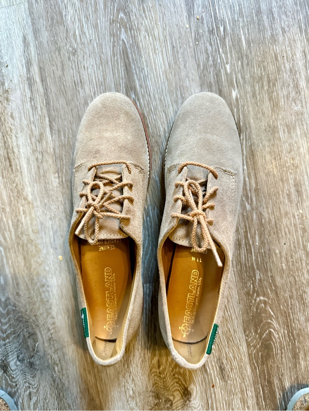 Eastland Buck Oxford - Women's - Picture 2 of 6